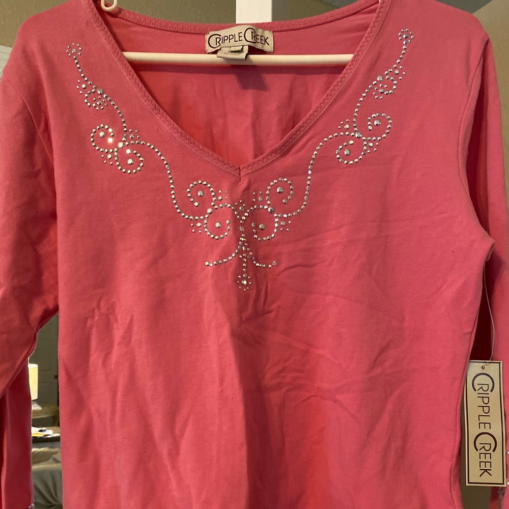 Cripple Creek, 3/4 Sleeve, coral color top